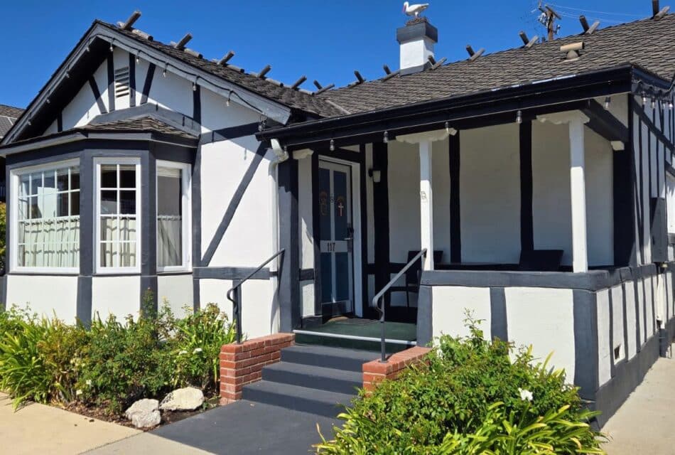 front view of a small Scandinavian style cottage